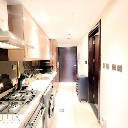 Lovely Big Studio W/ Burj Khalifa View In Downtown Dubai Luaran gambar