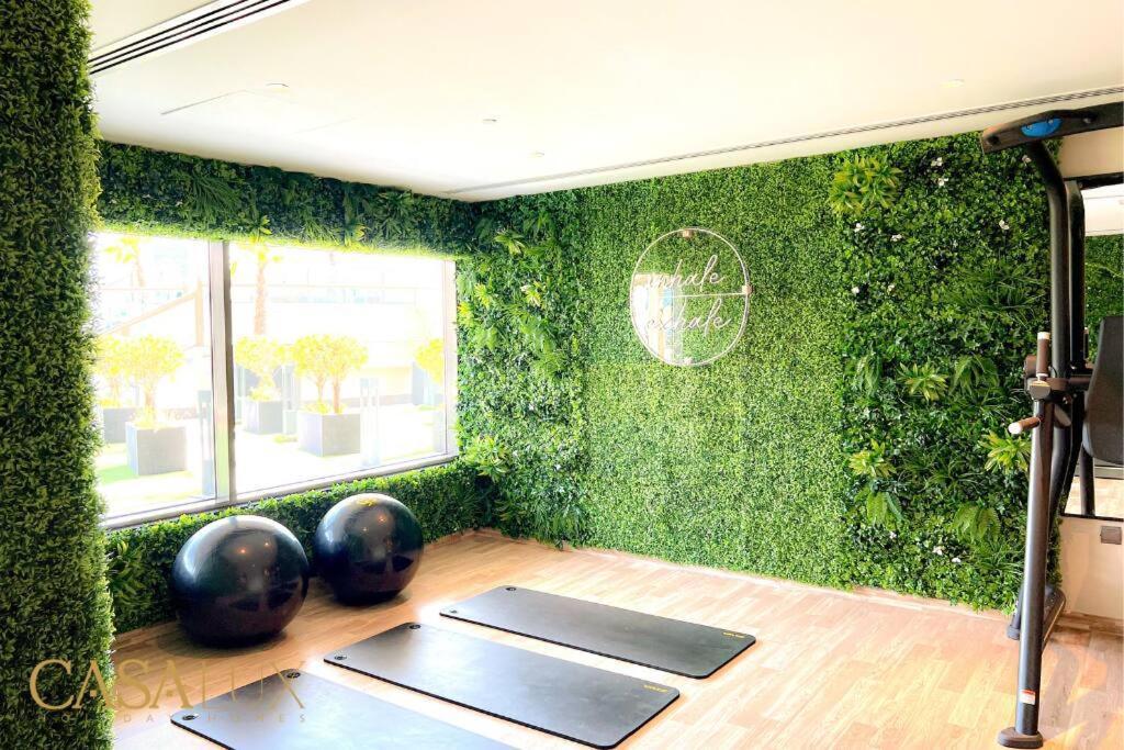 Lovely Big Studio W/ Burj Khalifa View In Downtown Dubai Luaran gambar